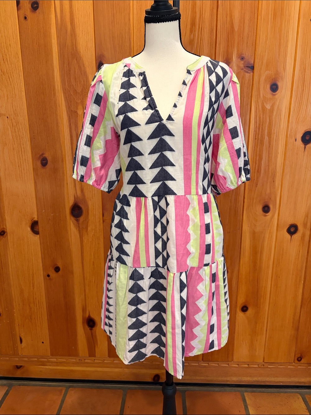 Velvet by Graham & Spencer Pink, Lime & Navy Geometric Tiered Mini Dress Medium